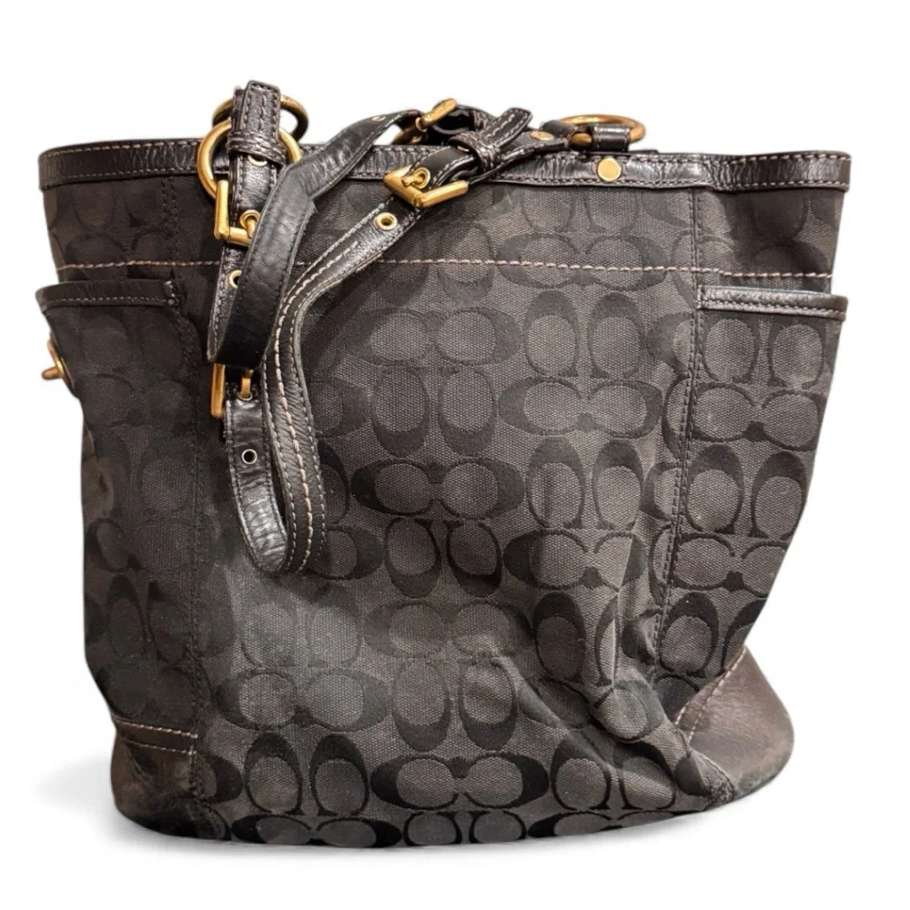 Coach Black Signature Shoulder Bag 5103